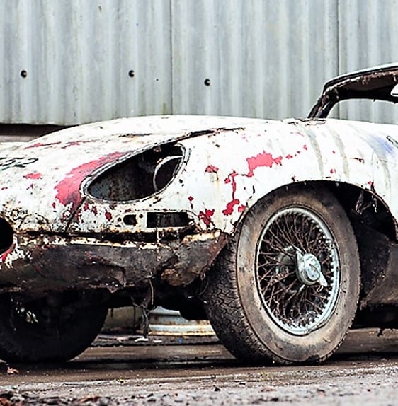 Yet another decrepit barn-find E-type to be auctioned