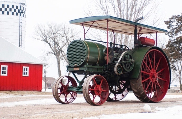 95 percent sell-through at Mecum’s vintage tractor auction