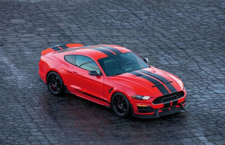 825 hp and available manual? Sign us up! Shelby Signature Series