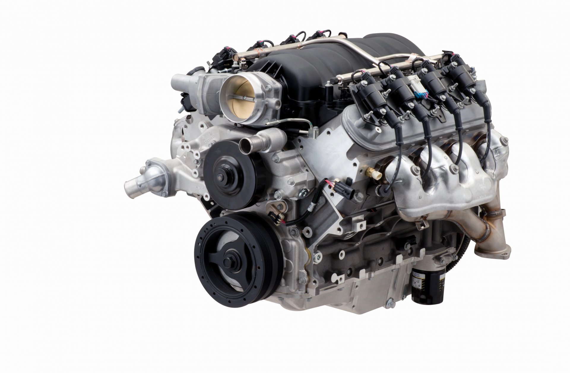 Chevy offers LS427/570 crate engine to aftermarket