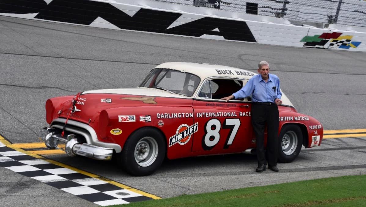 hall of fame, ‘Roarin’ Relic’ race car gets new home at Motorsports Hall of Fame, ClassicCars.com Journal