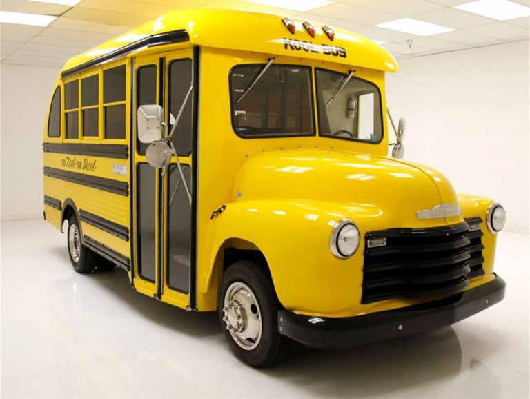 Pick of the Day: ‘Too Kool for School’ bus