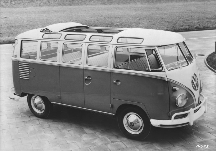 23-window Volkswagen Microbus