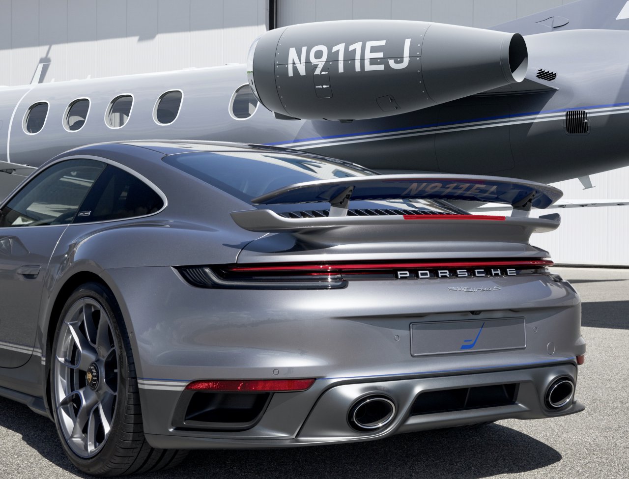 Porsche, Porsche, aircraft maker offer ‘Duet’ package, ClassicCars.com Journal