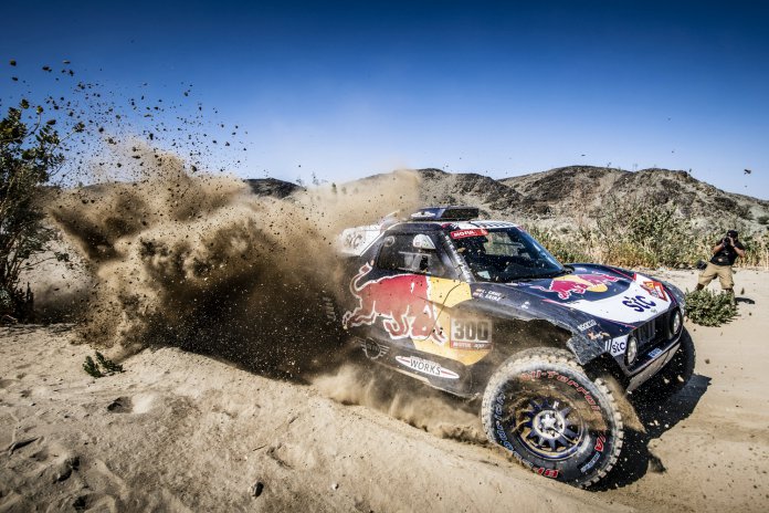 Photo gallery: Dakar Rally racers challenge Arabian environment