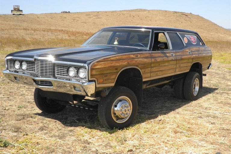 1972 Ford Country Squire custom dually wagon