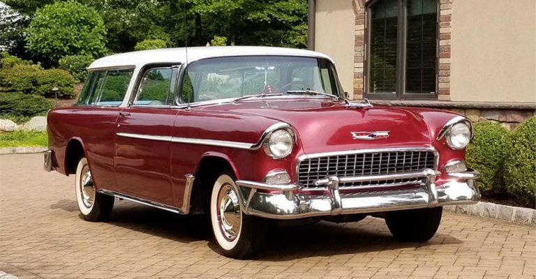 Beautifully Refinished 1955 Chevrolet Nomad Is Up For Auction At AutoHunters
