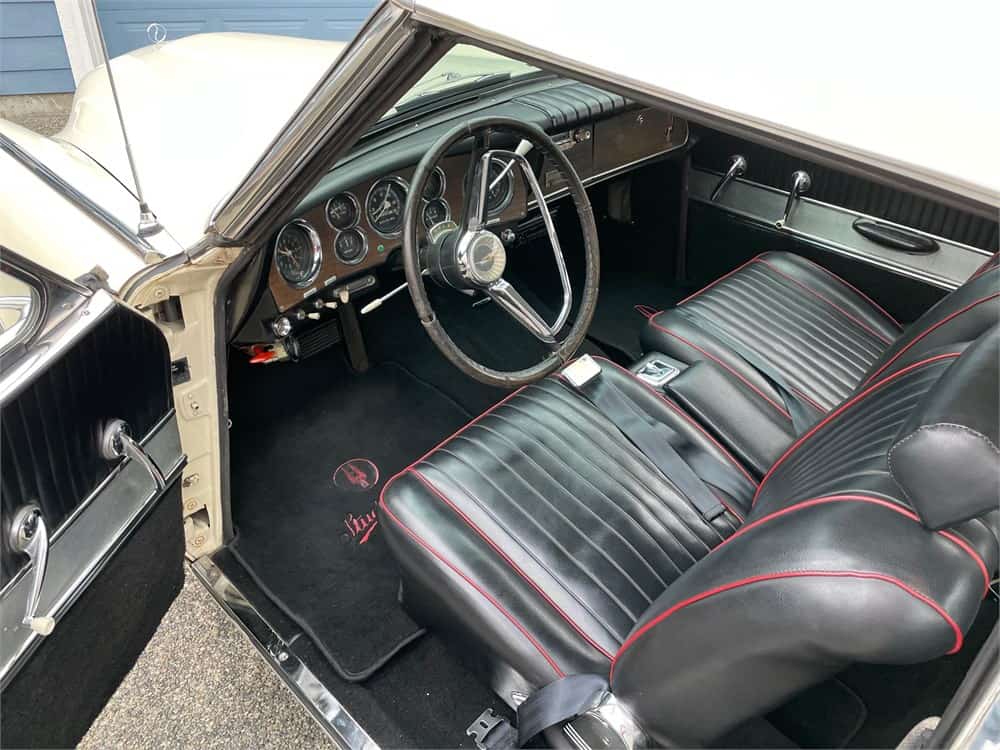 AutoHunter Spotlight: 1963 Studebaker Gran Turismo Hawk