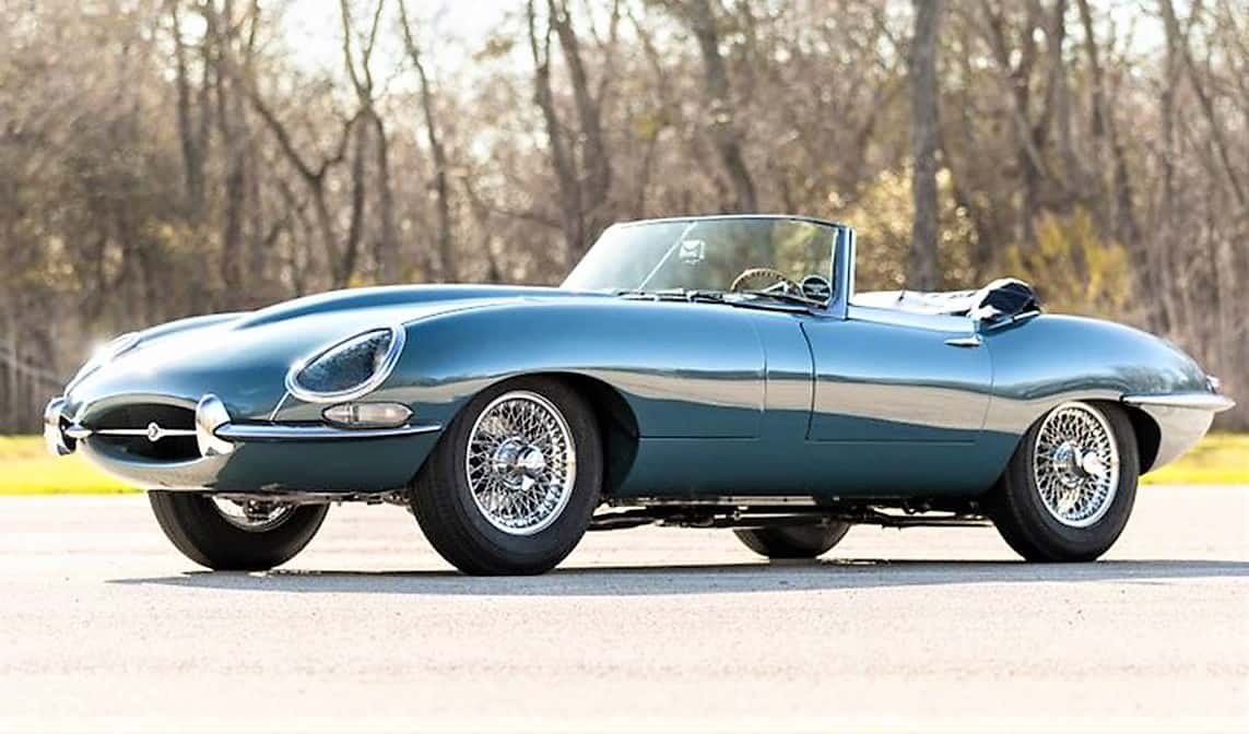 24904960-1962-jaguar-e-type-std.jpg