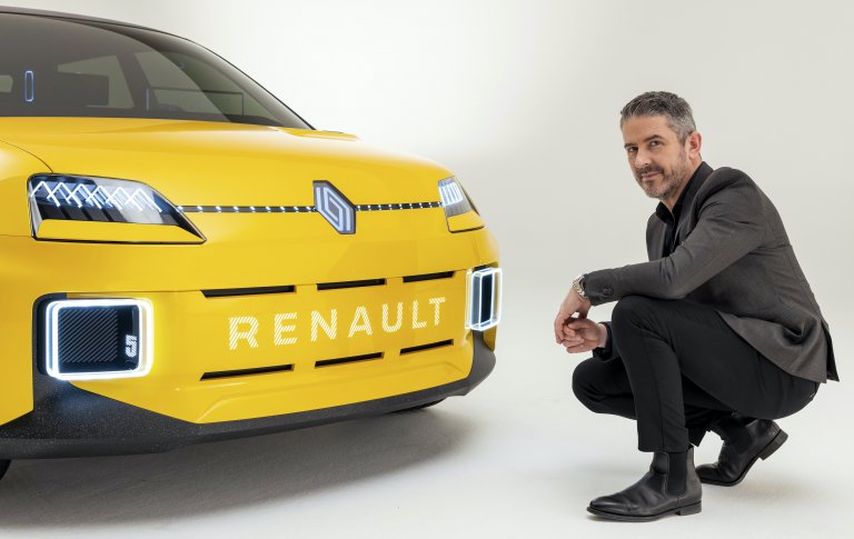 Renault emblem