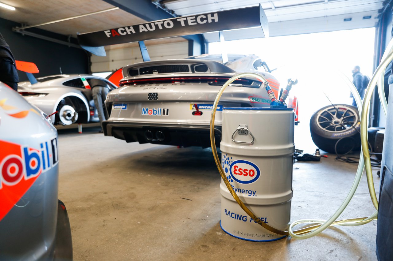 synthetic fuel, Porsche begins synthetic fuel testing in 911 Supercup race cars, ClassicCars.com Journal