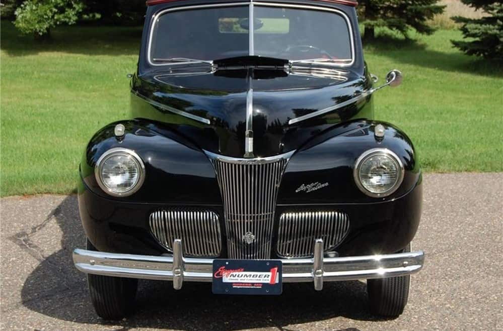 1941 Ford Super Deluxe Club 