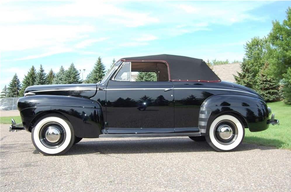1941 Ford Super Deluxe Club