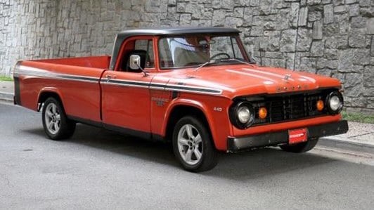 1967 Dodge D100