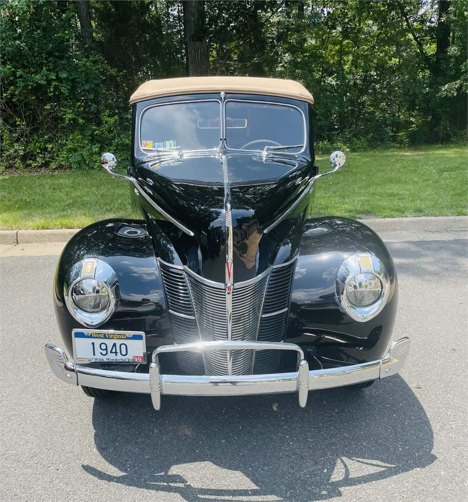 Deluxe, AutoHunter Spotlight: 1940 Ford Deluxe, ClassicCars.com Journal