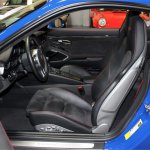2016-Porsche-911-GTS-interior