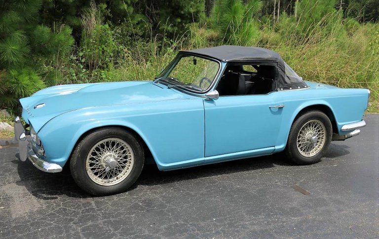 Pick of the Day: 1962 Triumph TR4 roadster for classic British motoring