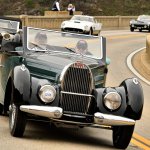 Bugatti-leads-rally-cars-over-Bixby-Bridge-1280×853