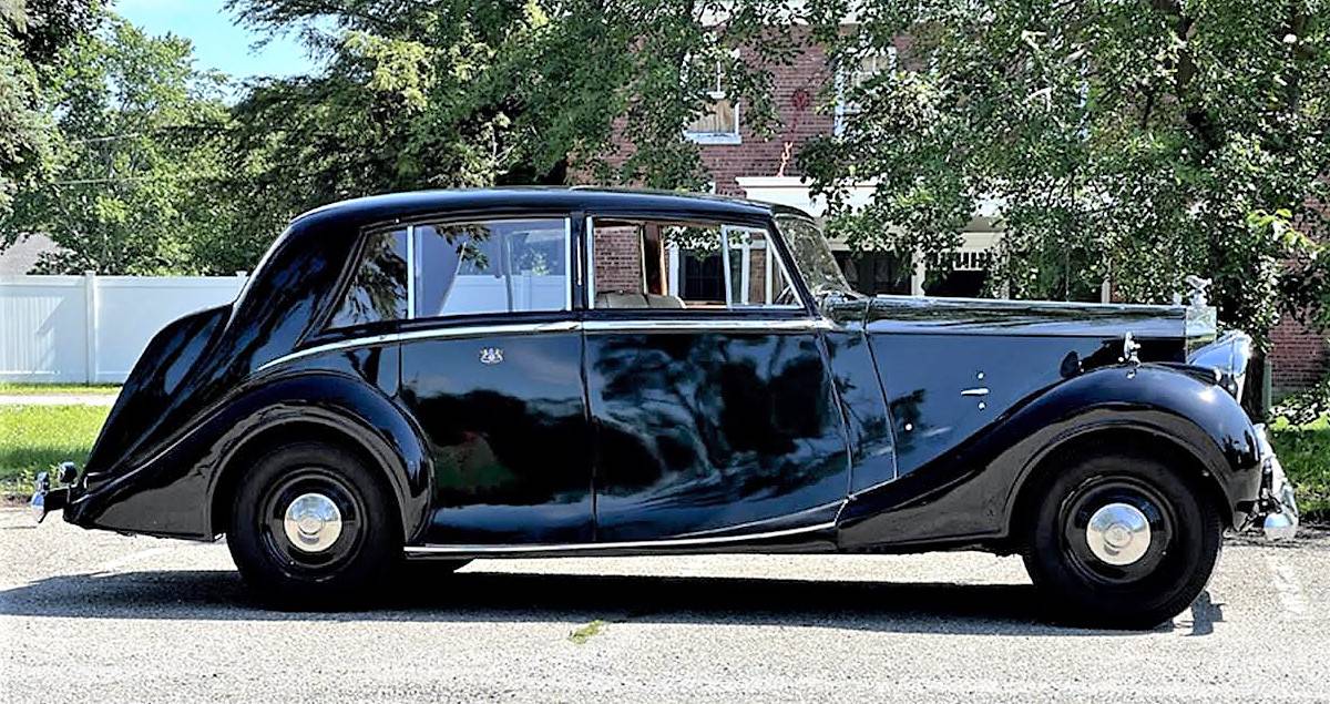 rolls, Pick of the Day: 1947 Rolls-Royce Silver Wraith, elegant classic for the holidays, ClassicCars.com Journal