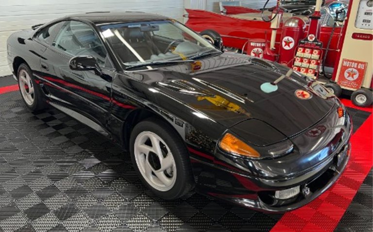 Pick of the Day: Low-mileage 1991 Dodge Stealth R/T Turbo in black