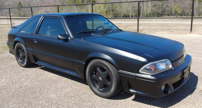 1993 ford mustang gt-