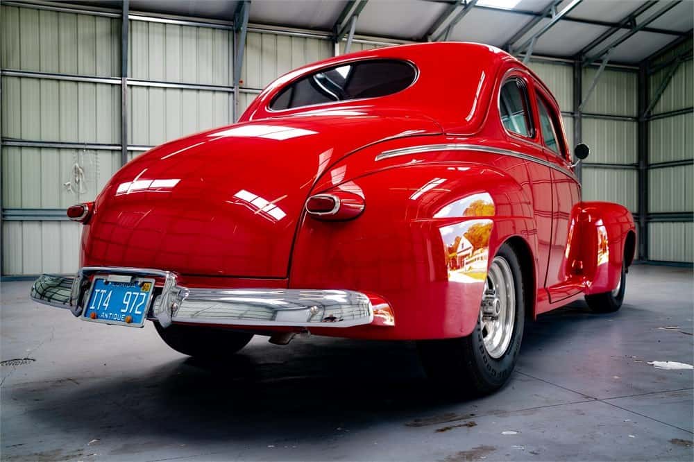 1946 FORD 2-DR COUPE