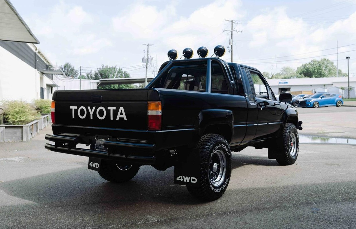 1985 Toyota SR5