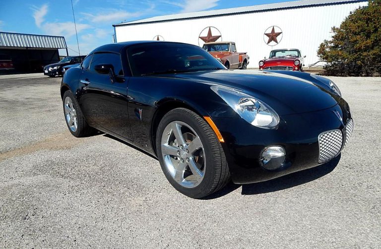 Pick of the Day: 2009 Pontiac Solstice Coupe