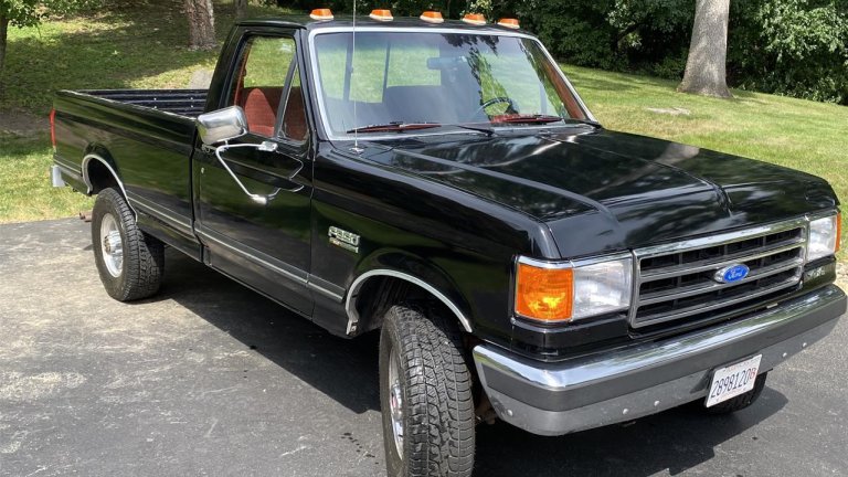 Pick of the Day: 1989 Ford F-250 Lariat