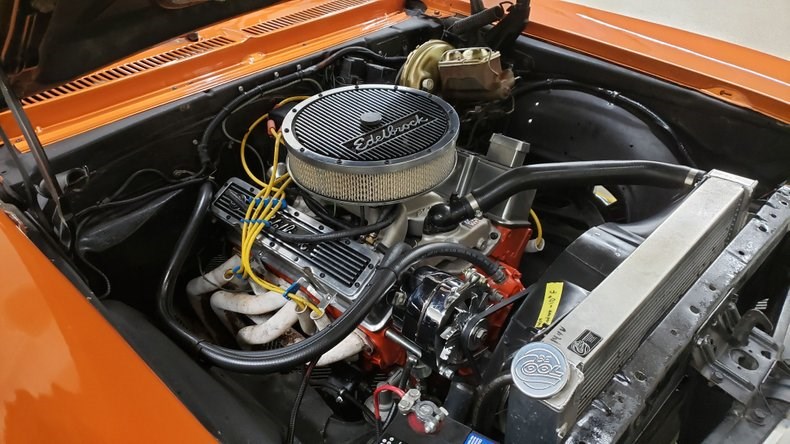 350ci V8 engine