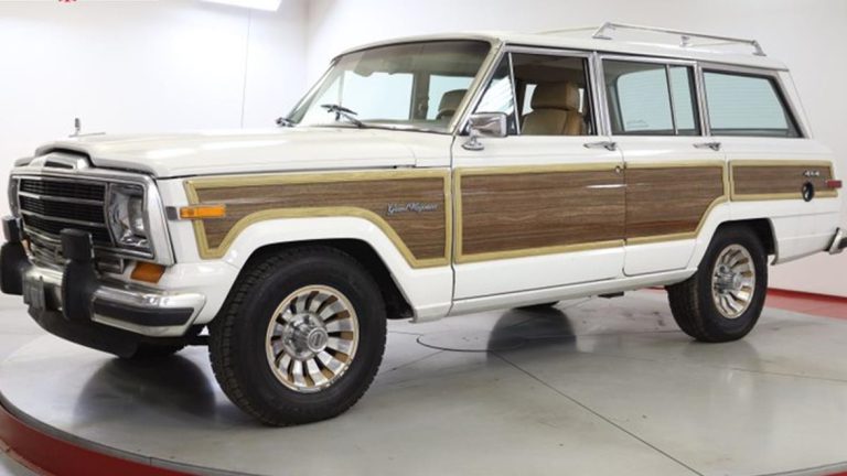Pick of the Day: 1988 Jeep Wagoneer