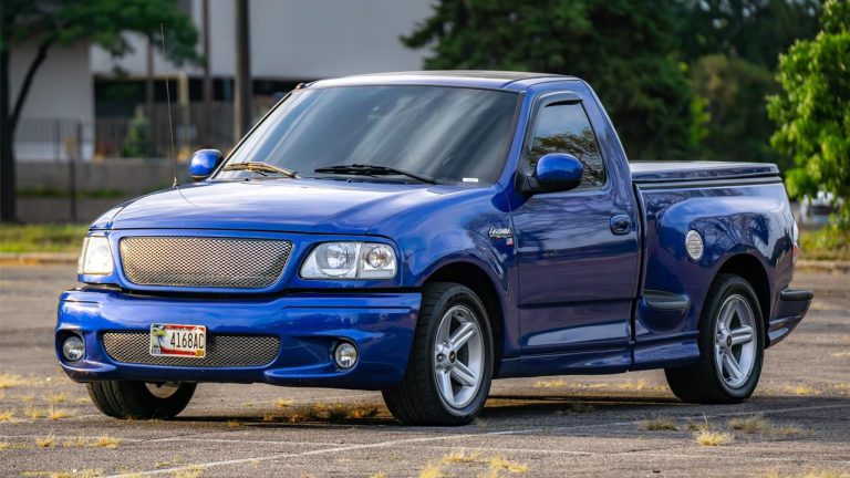 Pick of the Day: 2003 Ford Lightning