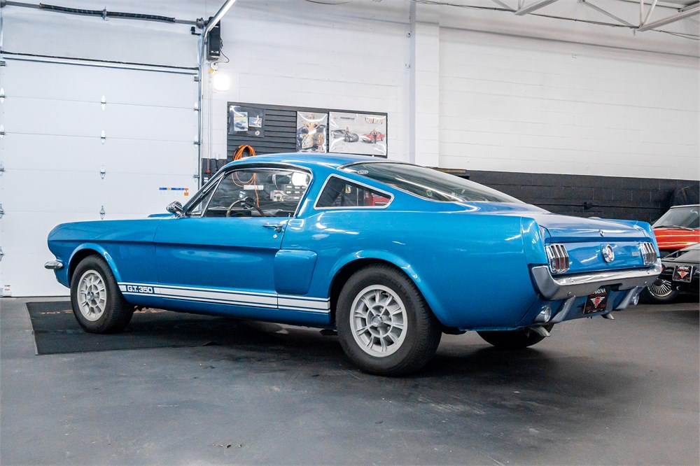 1966 Shelby GT350
