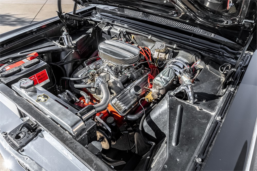 1964 Corvette 327ci V8 engine