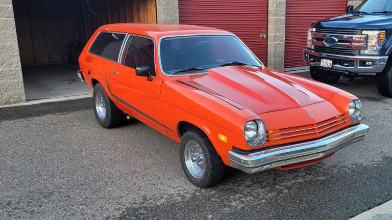 Pick of the Day: 1976 Chevrolet Vega