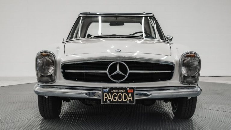 AutoHunter Spotlight: 1968 Mercedes-Benz 280SL