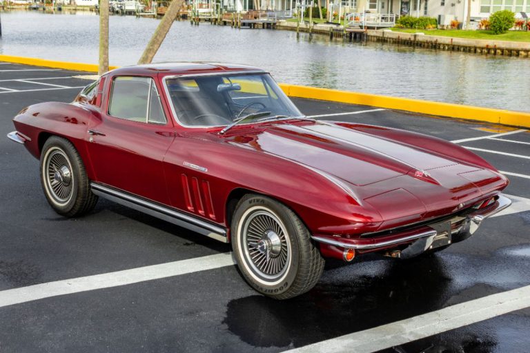 AutoHunter Spotlight: Fuel-Injected 1965 Corvette Coupe