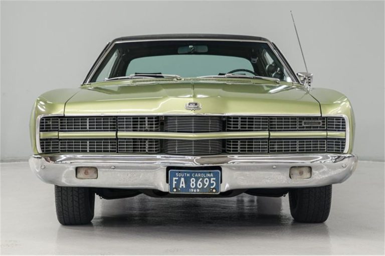 Pick of the Day: 1969 Ford XL SportsRoof