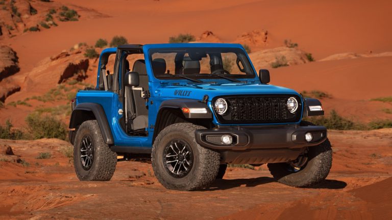 2024 Jeep Wrangler 2-Door Adds 35-Inch Tire Option