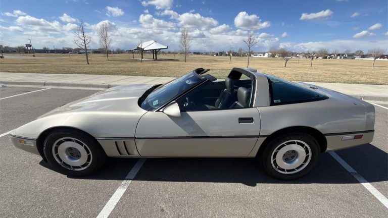 Pick of the Day: 1987 Chevrolet Corvette Coupe