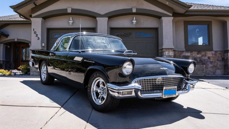 Pick of the Day: 1957 Ford Thunderbird