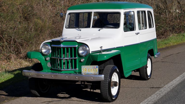 AutoHunter Spotlight: 1958 Willys Jeep Station Wagon 4×4
