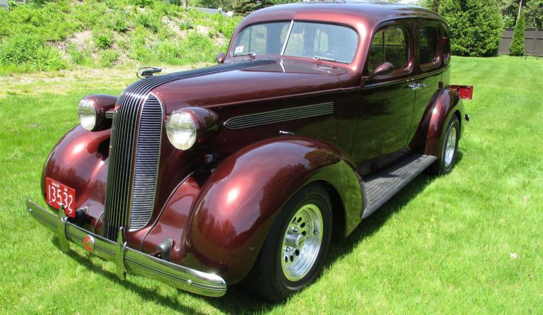 Pick of the Day: 1936 Pontiac Silver Streak