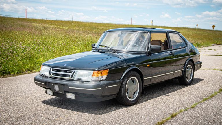 Pick of the Day: 1992 Saab 900 Turbo